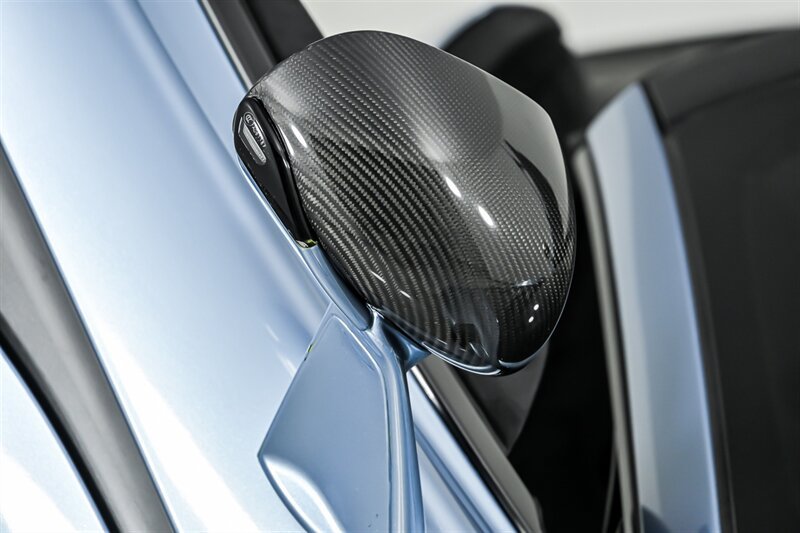 Used 2020 McLaren 600LT Spider RWD image 4