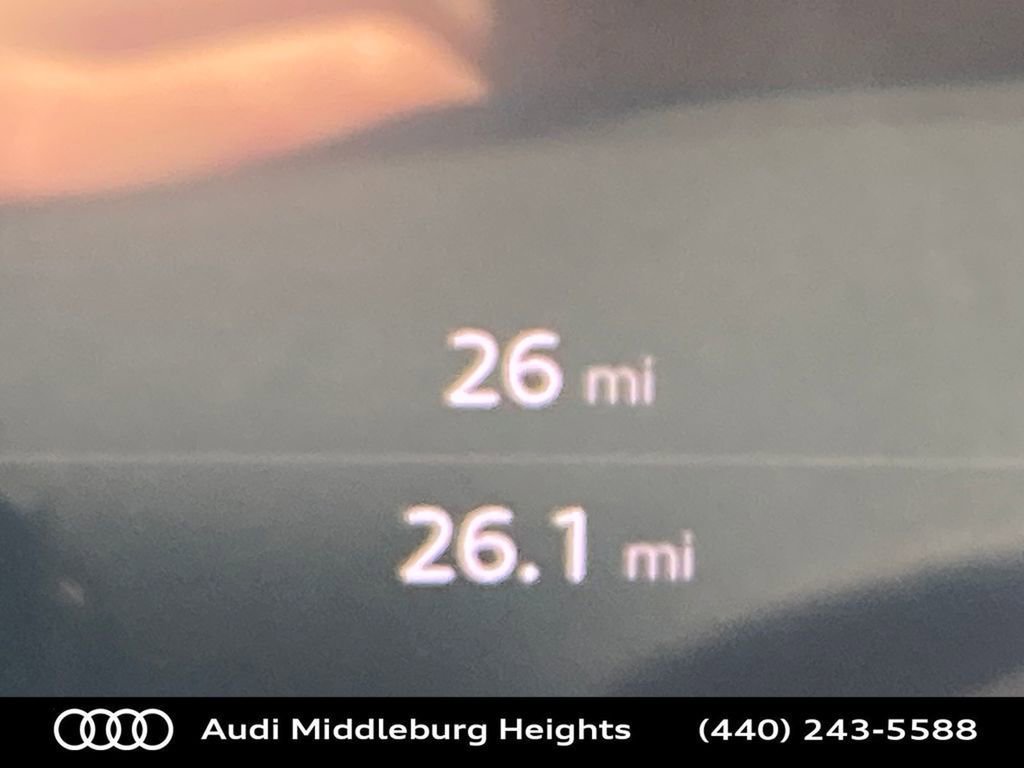 Used 2025 Audi Q5 Premium w/ Convenience Package image 36