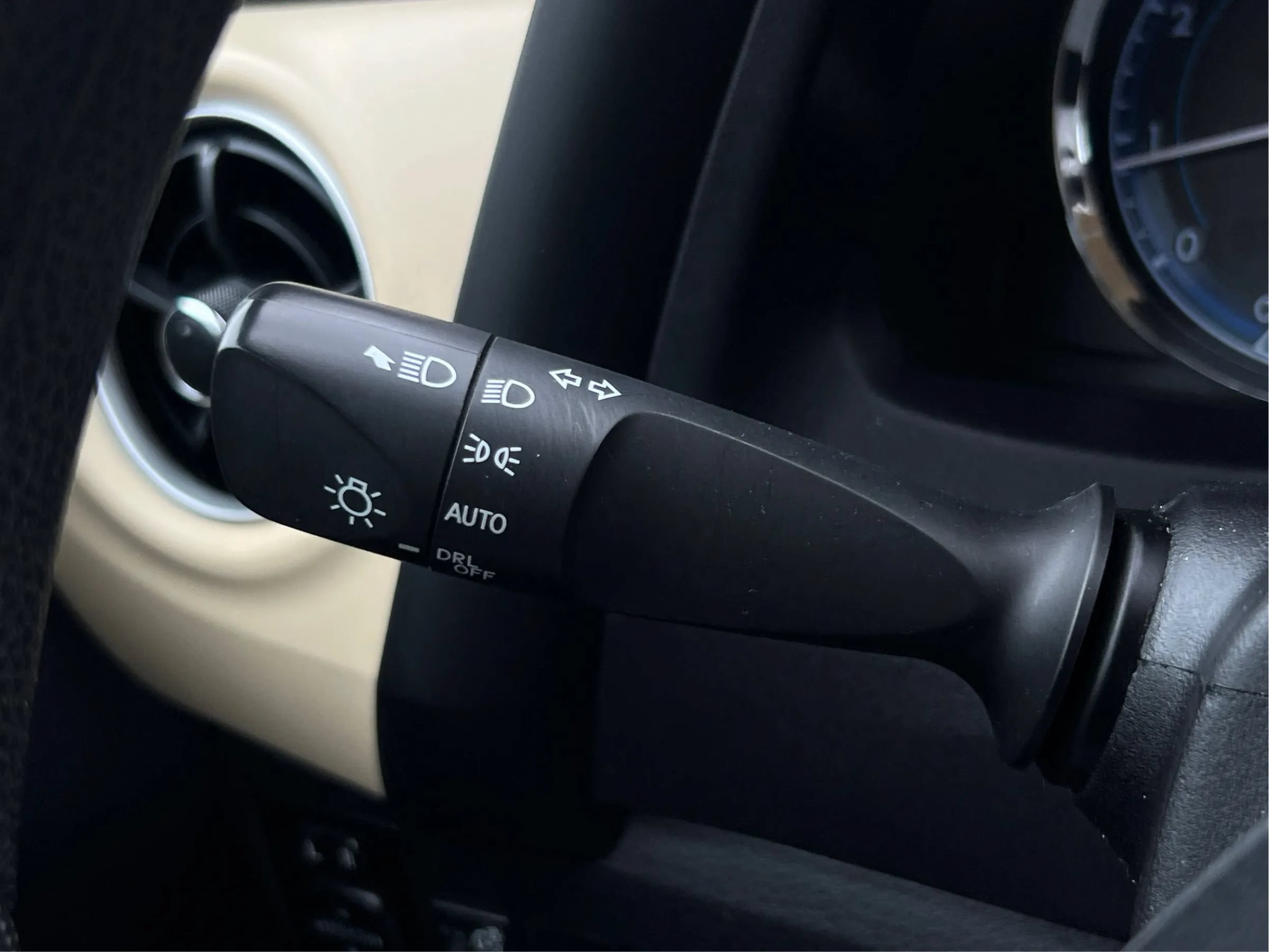 Used 2017 Toyota Corolla LE FWD image 51