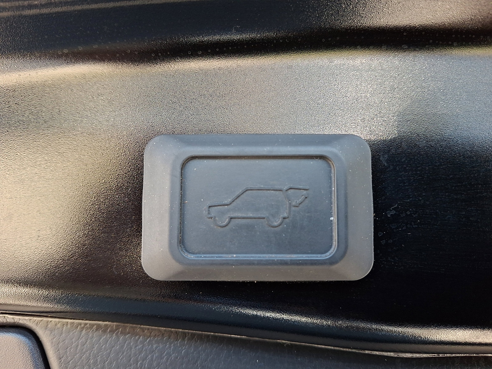 Used 2023 Toyota RAV4 XLE Premium AWD/4WD image 29