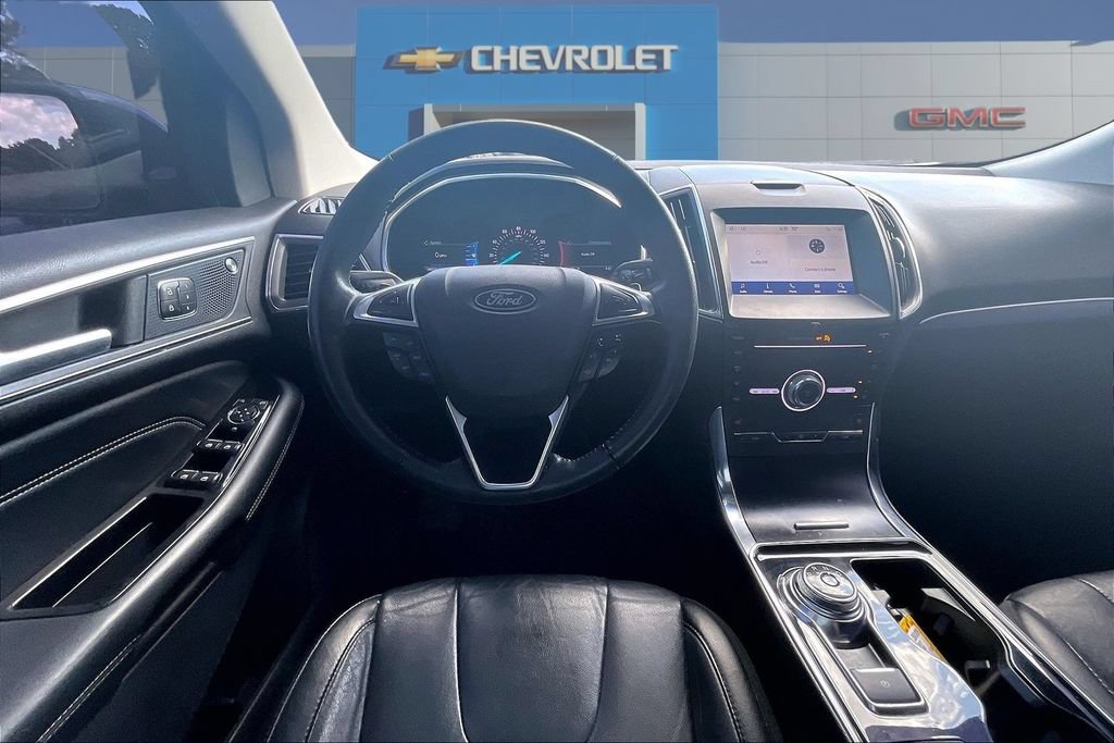 Used 2019 Ford Edge Titanium AWD/4WD image 8