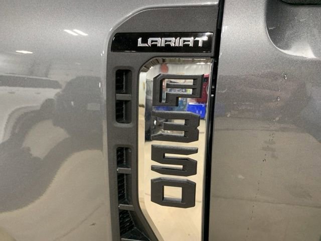 New 2026 Ford F350 Lariat w/ Lariat Premium Package image 9