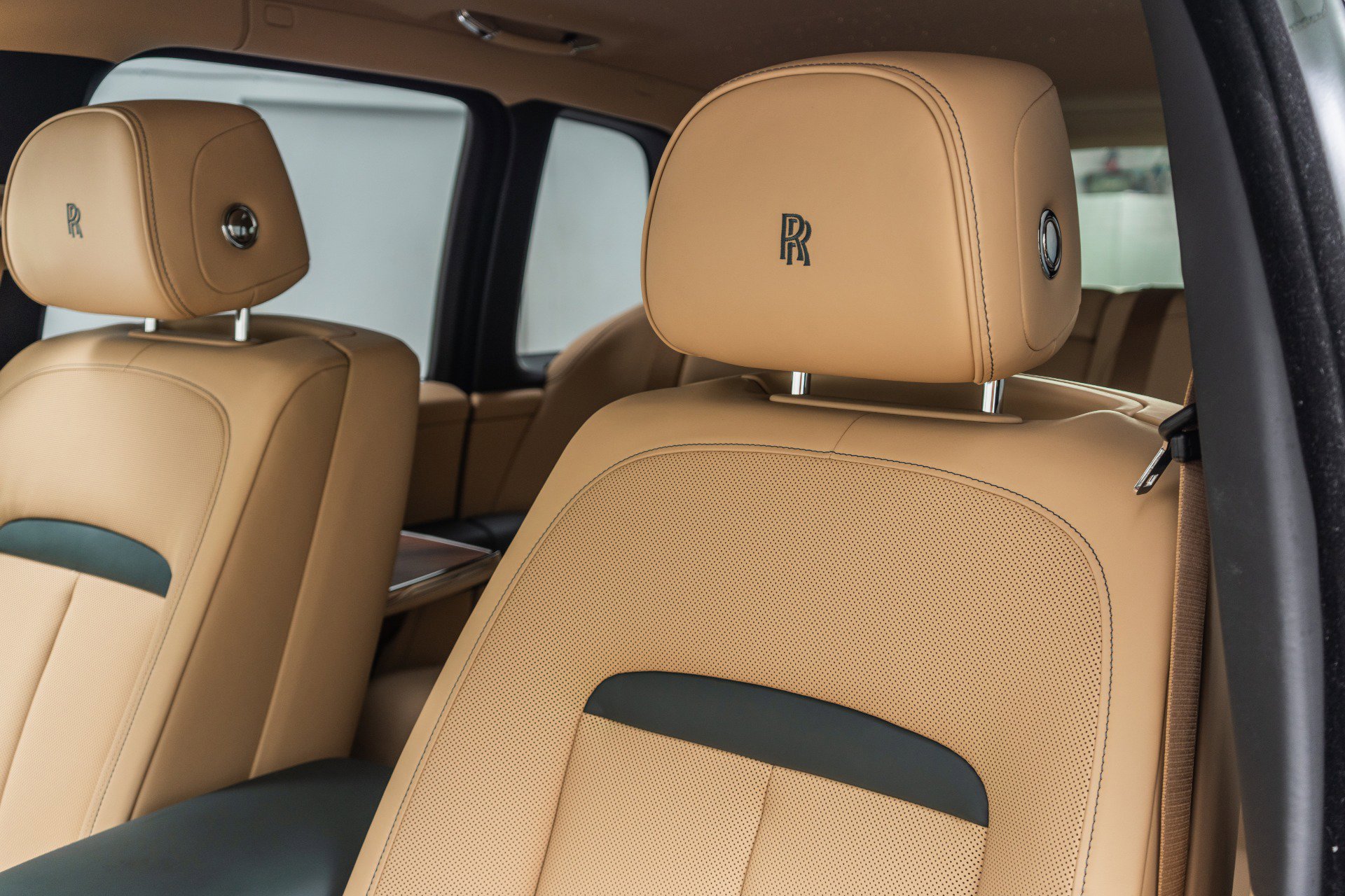 Used 2025 Rolls-Royce Cullinan -Series 2, Bespoke Audio, Star image 27