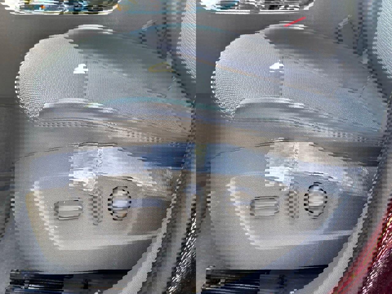 Used 2015 Chevrolet Malibu LT image 27