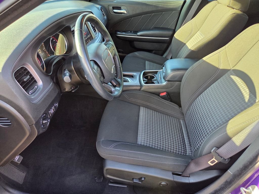 Used 2023 Dodge Charger SXT AWD/4WD image 13