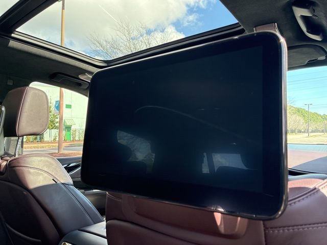 Used 2023 Cadillac Escalade V w/ Heavy-Duty Trailer Package image 28