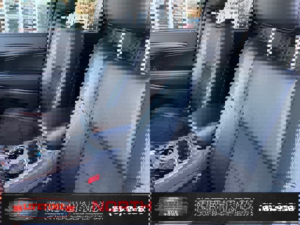 Used 2021 Jeep Grand Cherokee Laredo X image 4