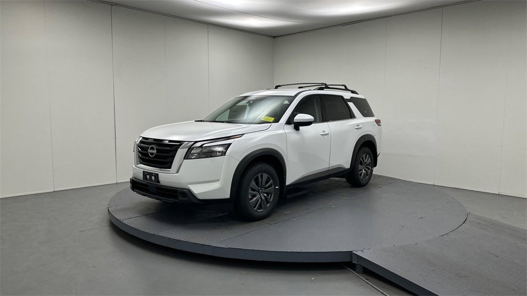 New 2025 Nissan Pathfinder SV w/ Cargo Package