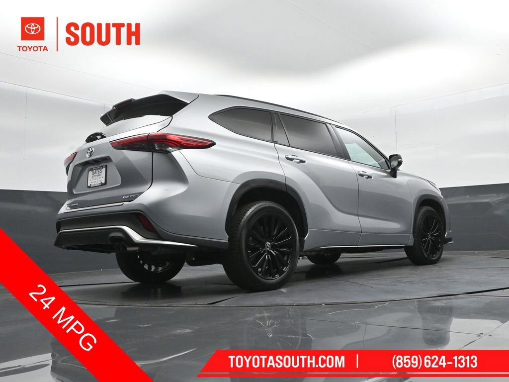 Used 2023 Toyota Highlander XSE image 41