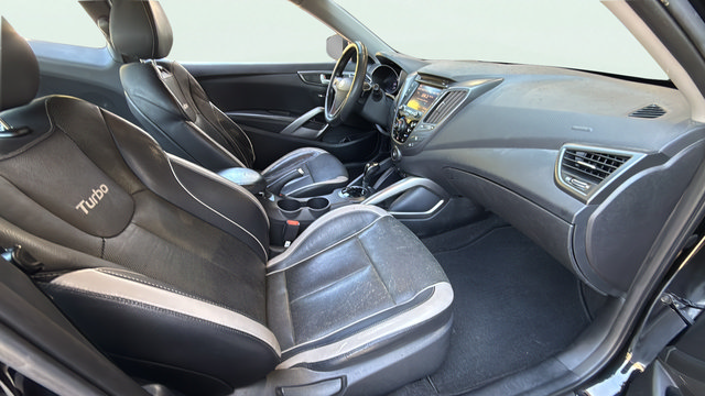 Used 2014 Hyundai Veloster Turbo FWD image 22