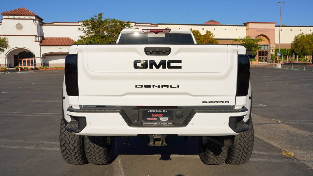New 2026 GMC Sierra 3500 Denali w/ Denali Reserve Package AWD/4WD image 11