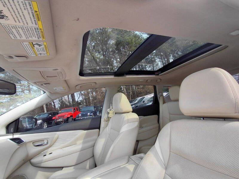 Used 2015 Nissan Murano SL w/ SL Technology Package image 7