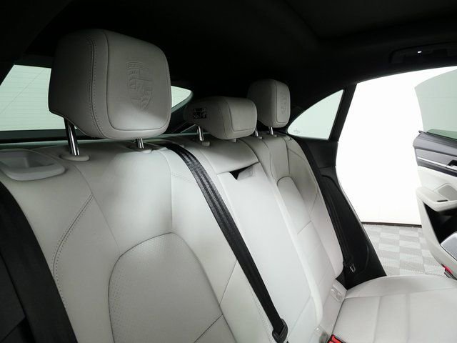 New 2026 Porsche Macan 4S Electric image 23