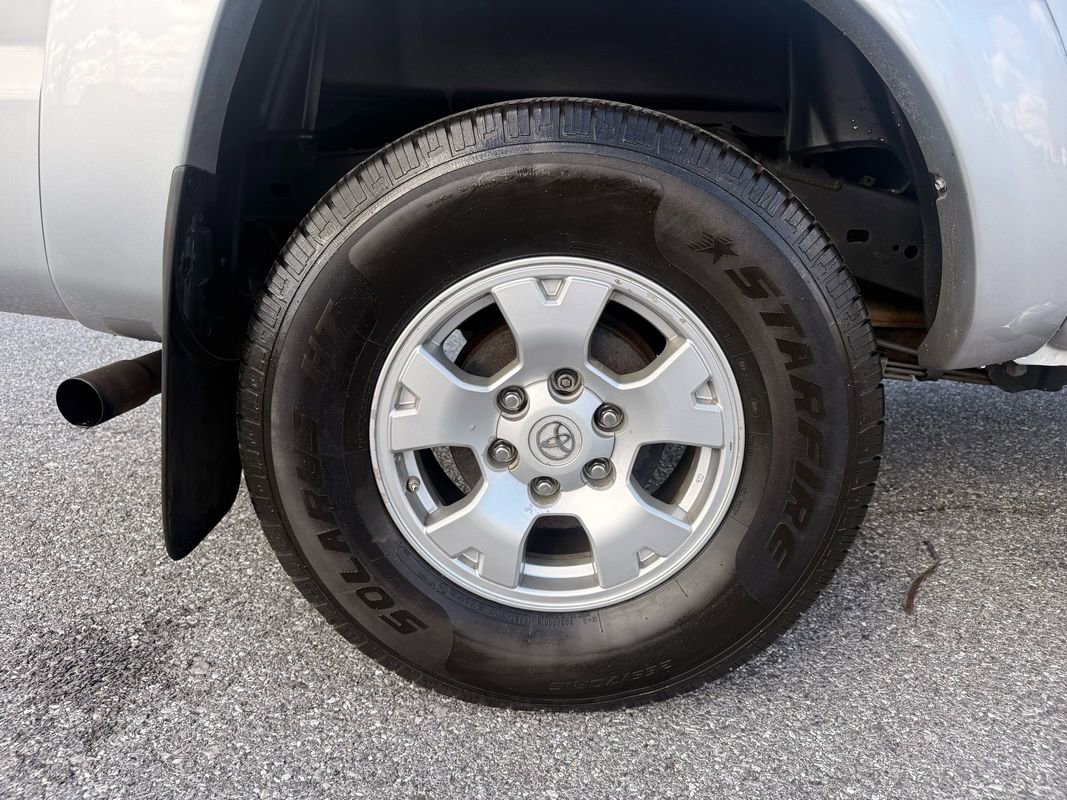 Used 2010 Toyota Tacoma 4x4 Double Cab image 30