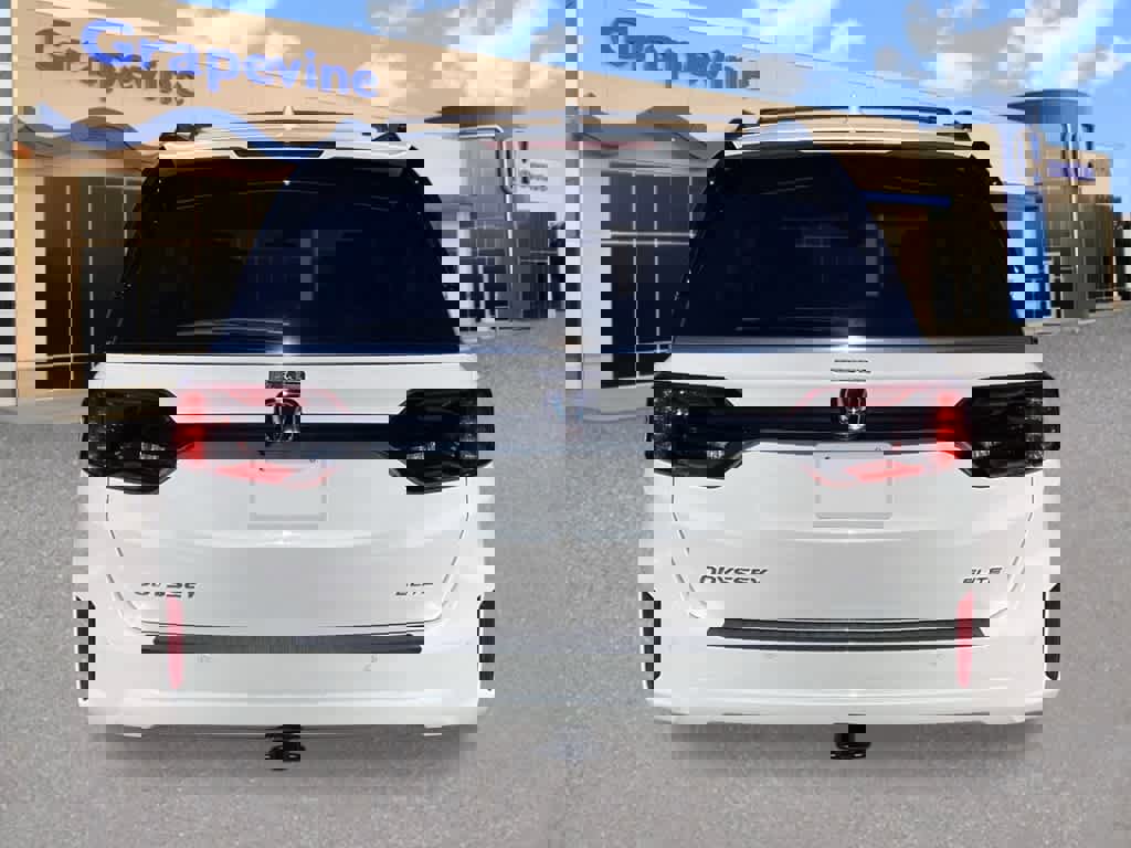 New 2026 Honda Odyssey Elite image 3