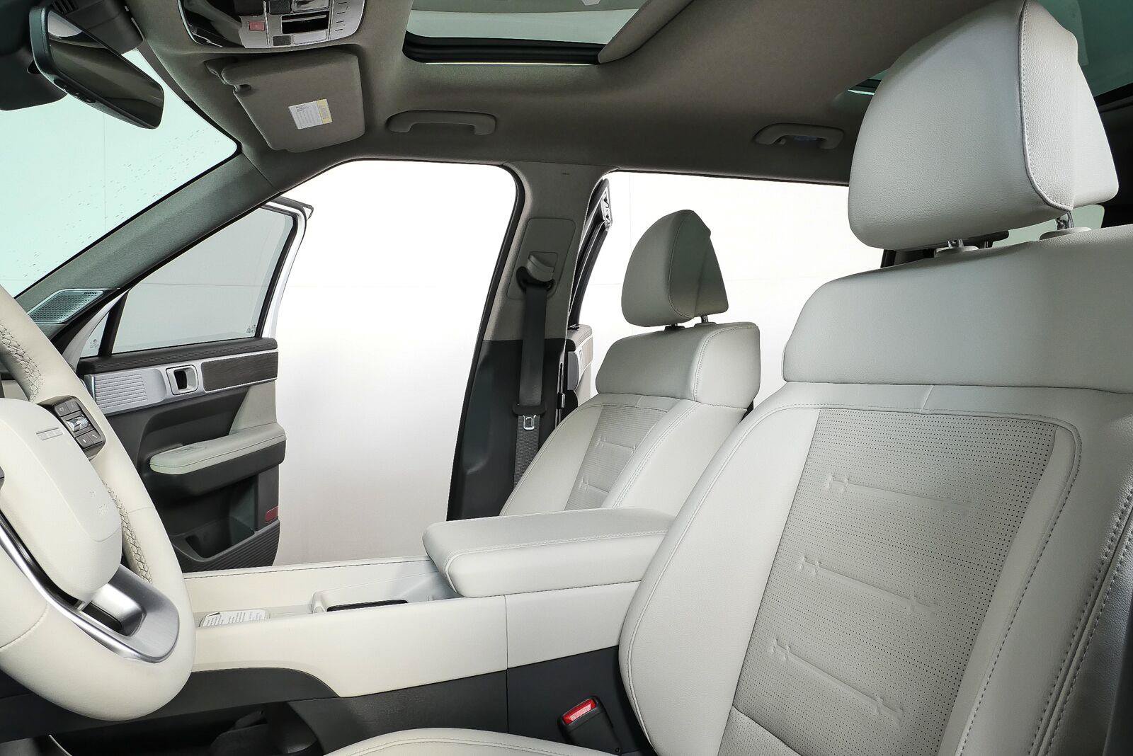 New 2026 Hyundai Santa Fe Limited AWD/4WD image 5