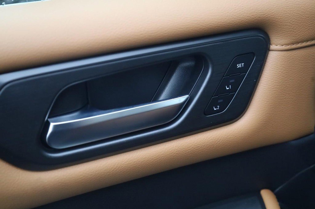 New 2026 Nissan Armada Platinum Reserve image 12