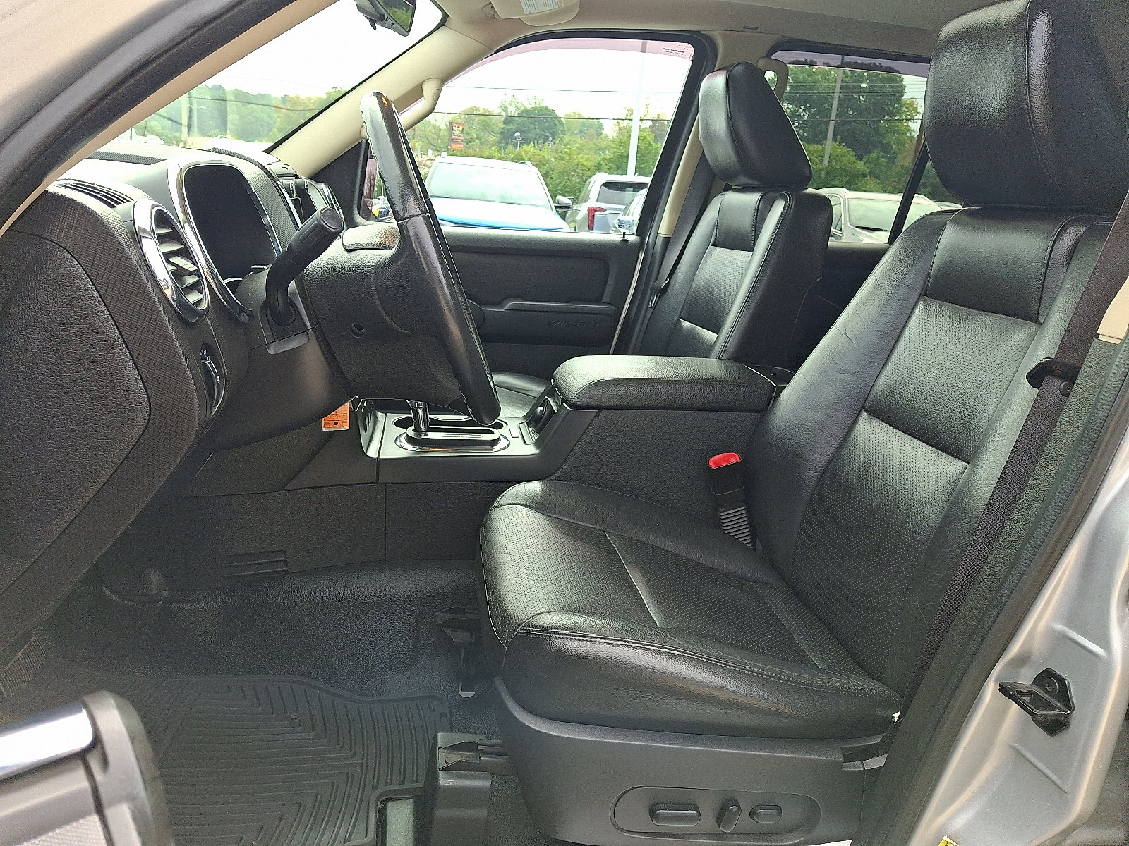 Used 2010 Ford Explorer Sport Trac Limited AWD/4WD image 15