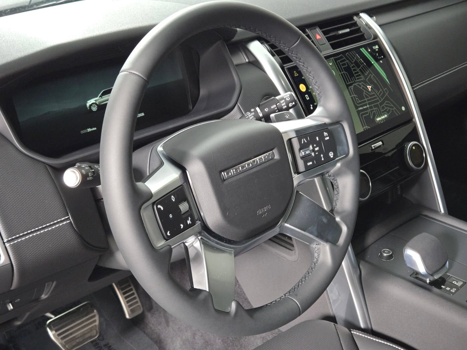 New 2026 Land Rover Discovery Dynamic SE AWD/4WD image 23