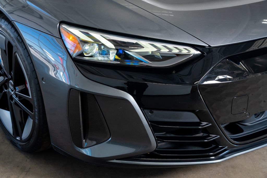 Used 2022 Audi RS e-tron GT w/ Year 1 Package image 17