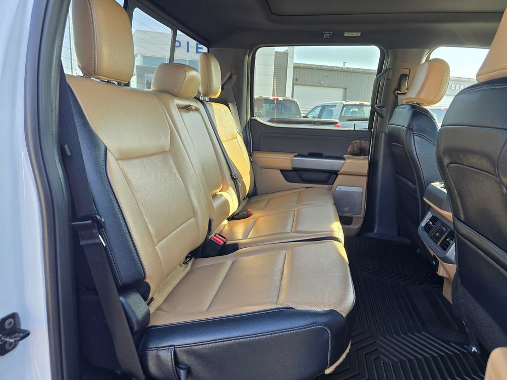 Used 2026 Ford F350 Lariat w/ Lariat Premium Package AWD/4WD image 16