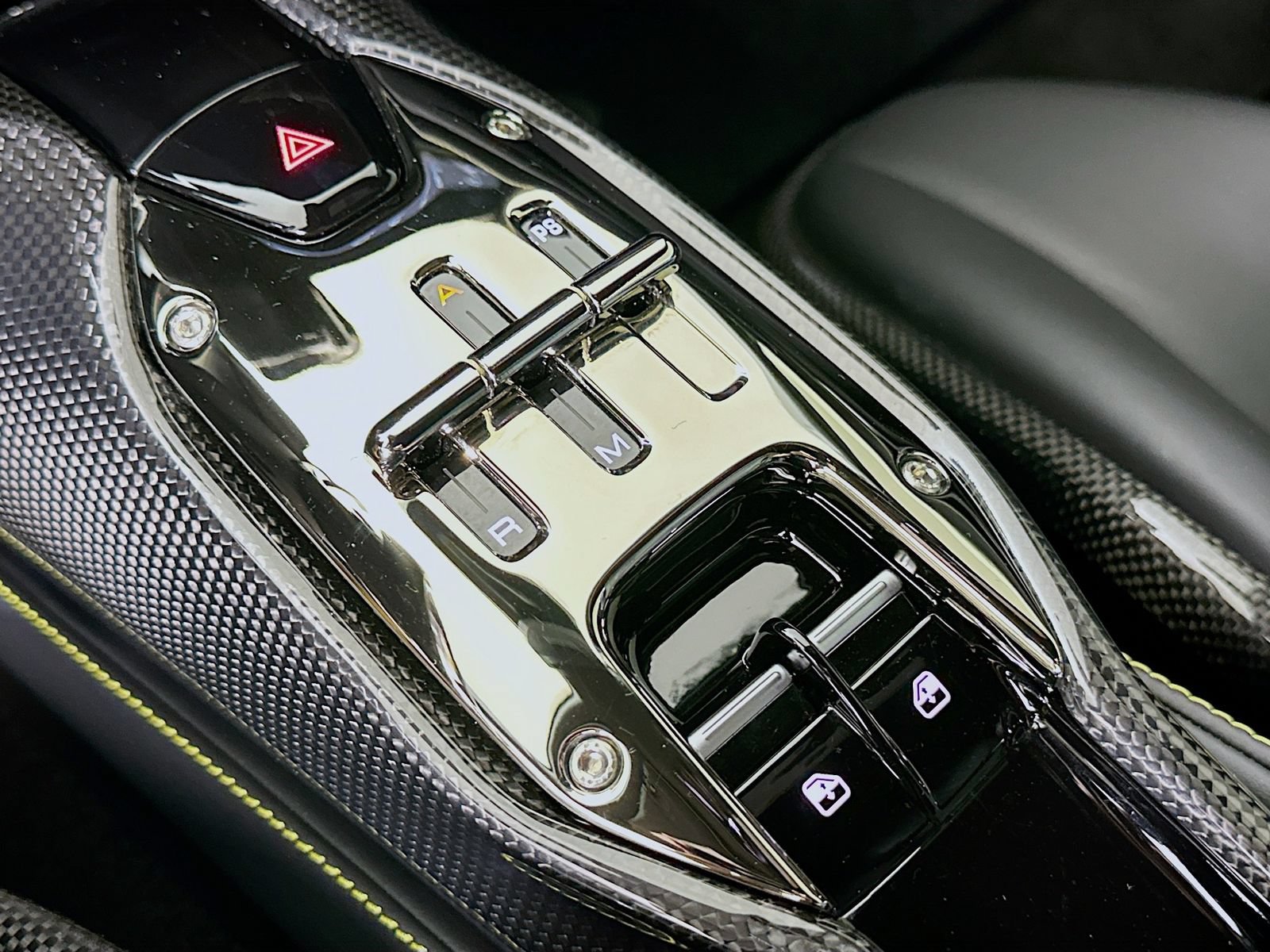 Used 2022 Ferrari SF90 Stradale AWD/4WD image 27