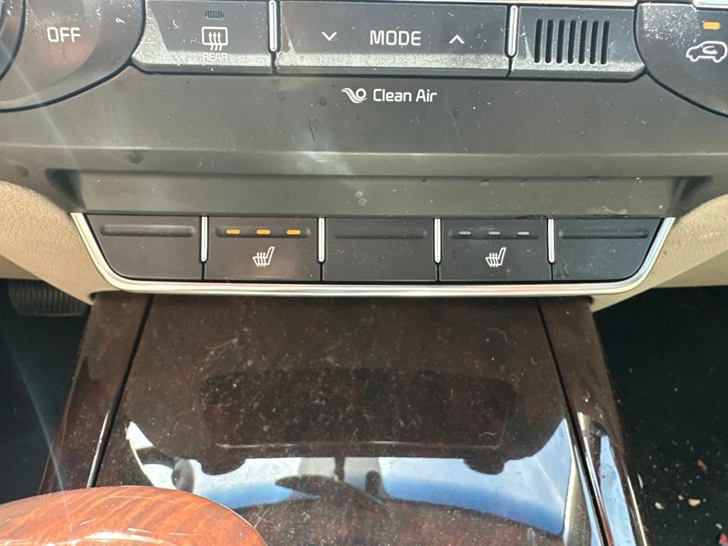 Used 2017 Kia Sorento EX FWD image 25