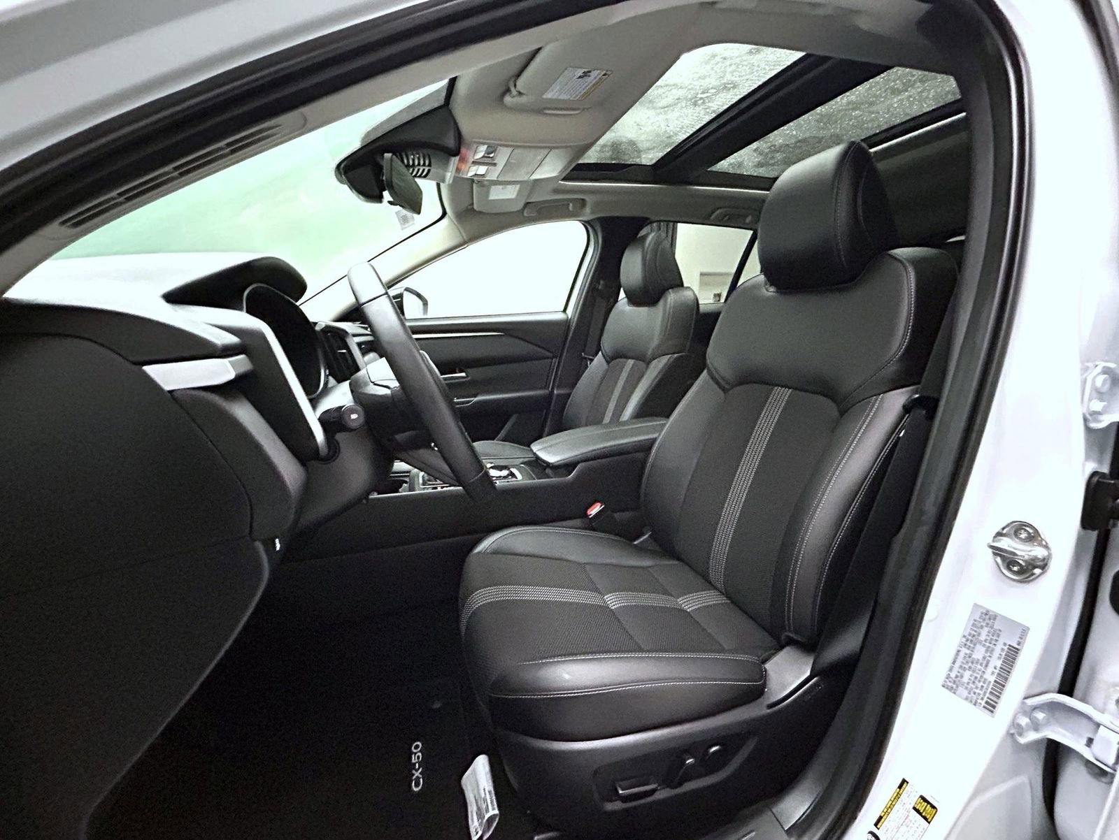 Certified 2025 MAZDA CX-50 AWD 2.5 S w/ Cargo Package image 10