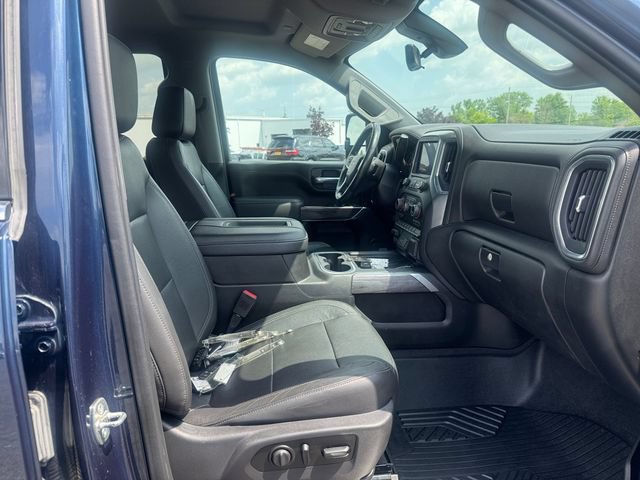 Used 2020 Chevrolet Silverado 2500 LTZ w/ LTZ Premium Package AWD/4WD image 17