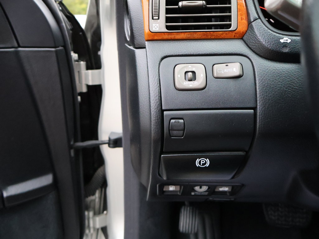 Used 2002 Lexus LS 430 RWD image 24