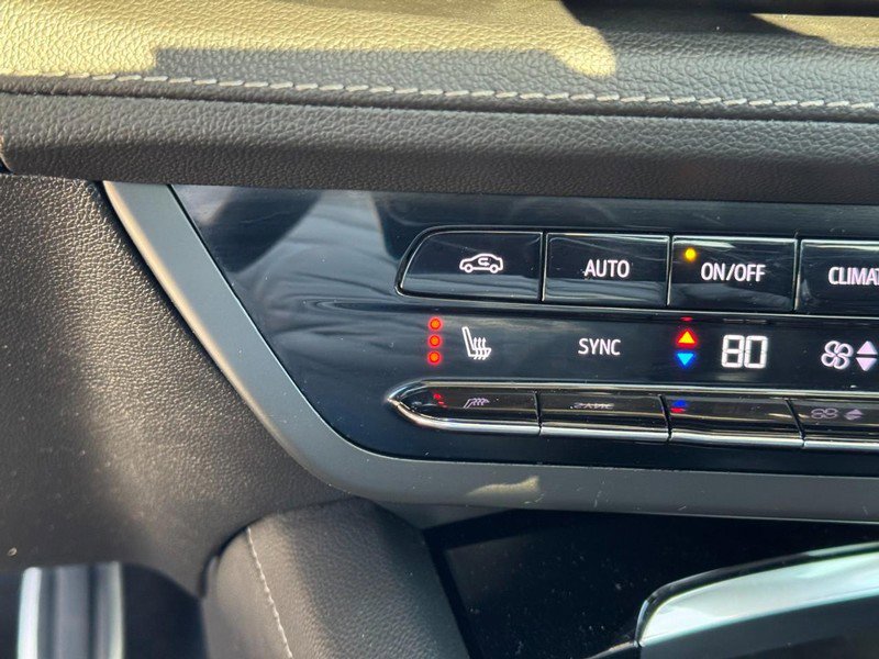 Used 2023 Buick Envision Essence w/ Sport Touring Package image 22