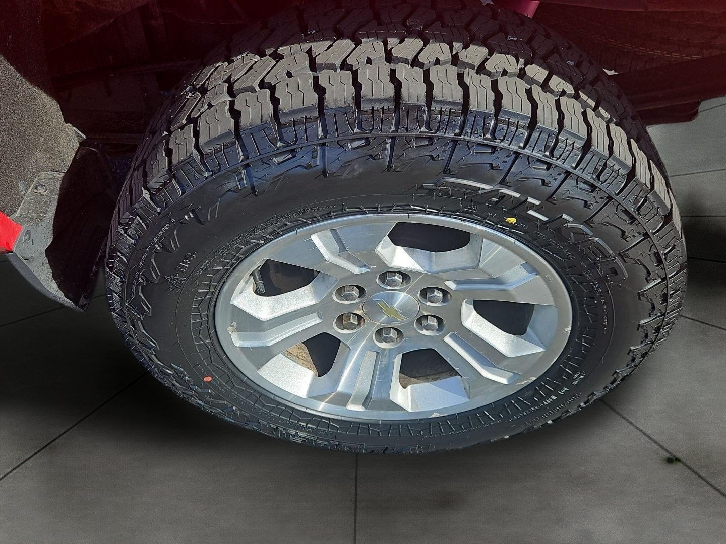Used 2018 Chevrolet Silverado 1500 LT w/ All Star Edition AWD/4WD image 13