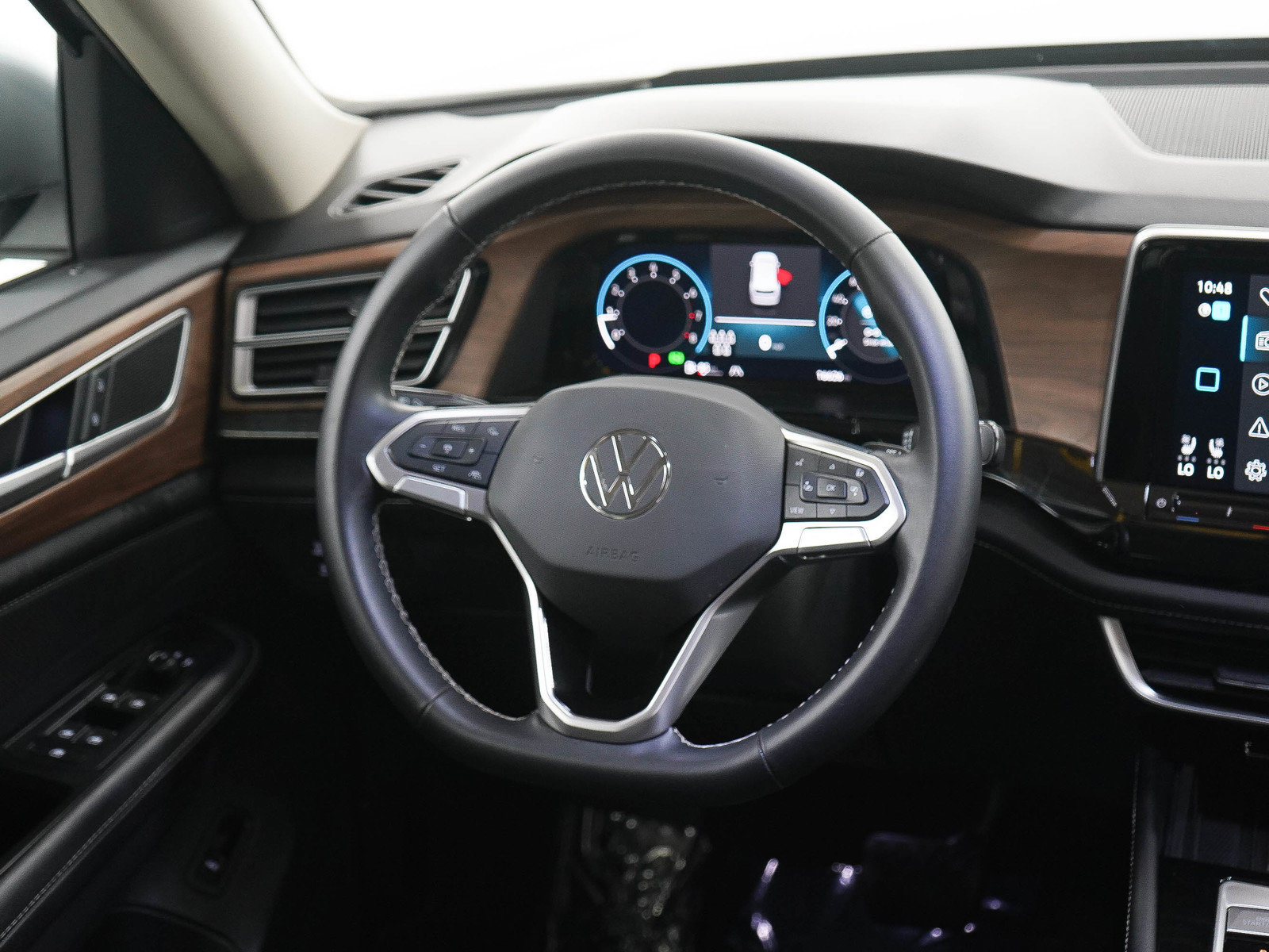 Used 2026 Volkswagen Atlas SE AWD/4WD image 15