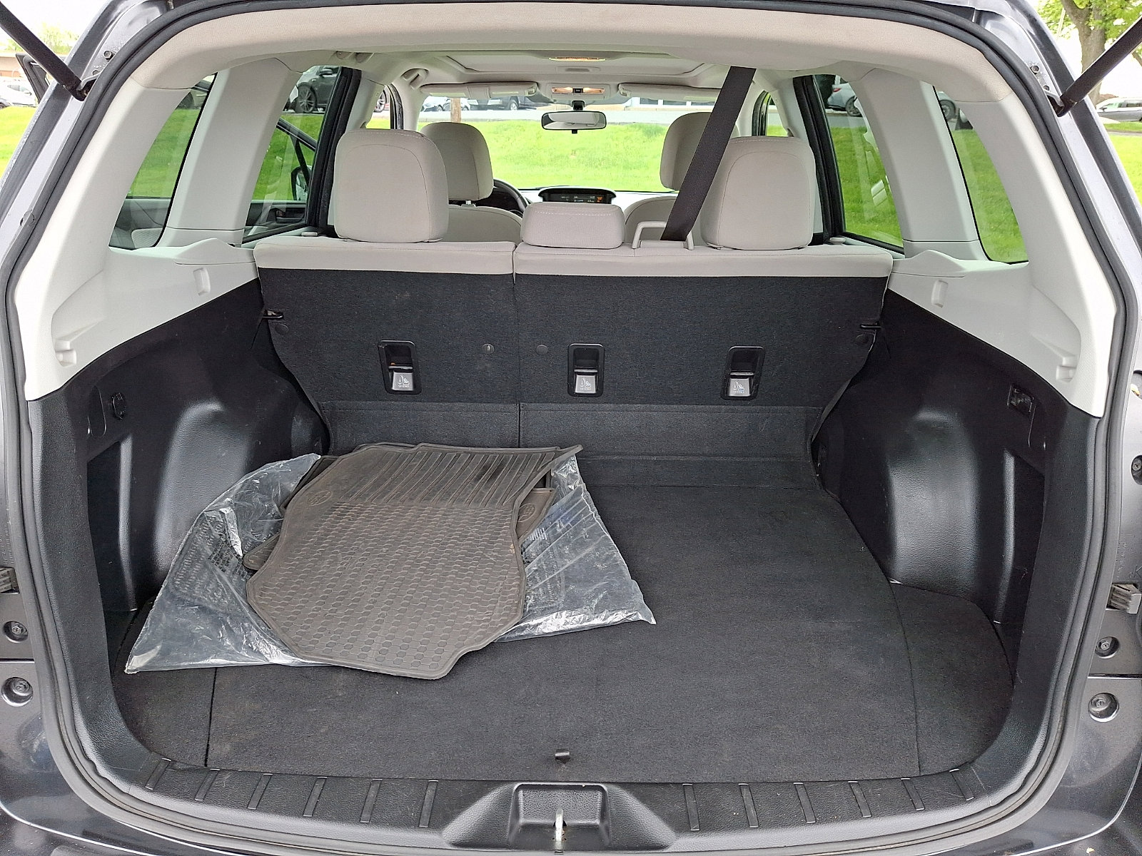 Used 2018 Subaru Forester 2.5i Premium AWD/4WD image 29