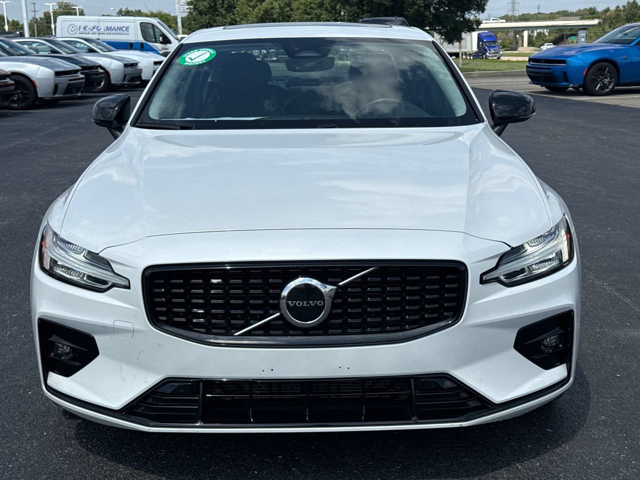 Used 2024 Volvo S60 B5 Core FWD image 8