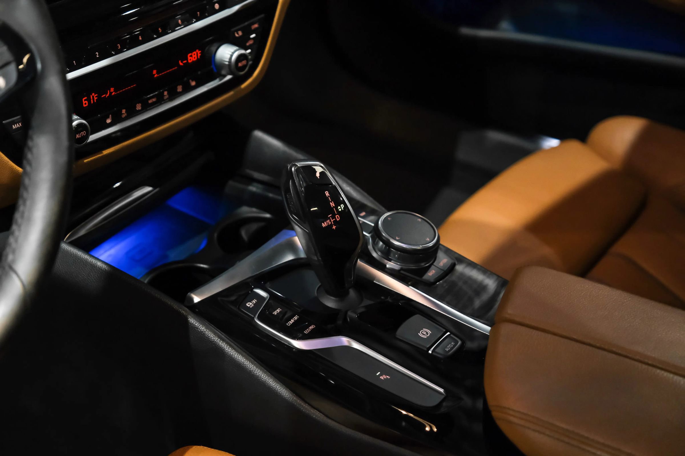 Used 2018 BMW 540i xDrive w/ Premium Package image 26