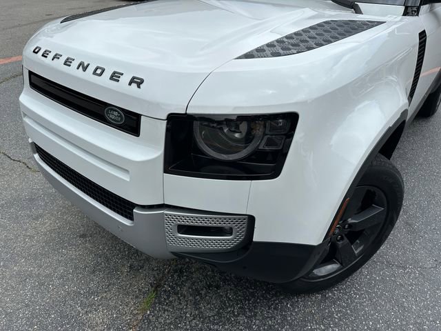 Used 2022 Land Rover Defender 110 S image 8