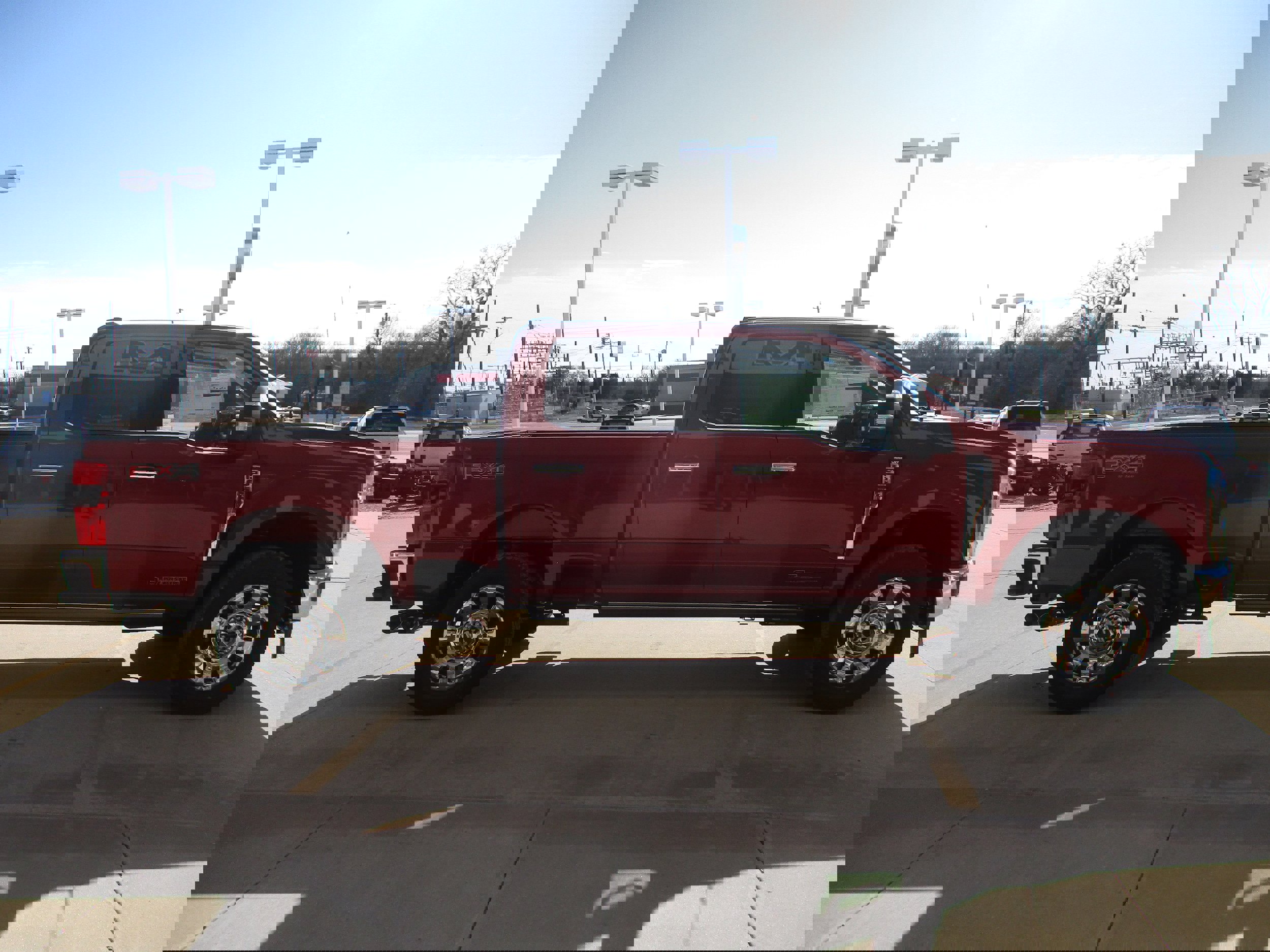 New 2025 Ford F250 Lariat w/ Lariat Ultimate Package image 5