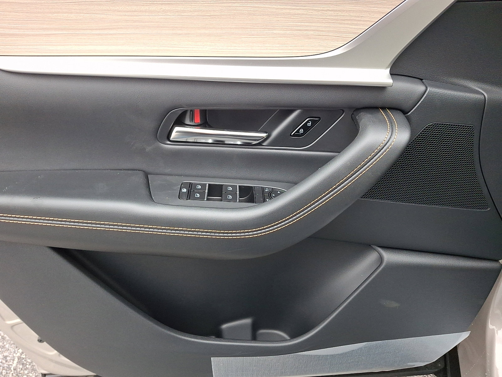 New 2026 MAZDA CX-90 Plug-In Hybrid w/ Preferred image 9