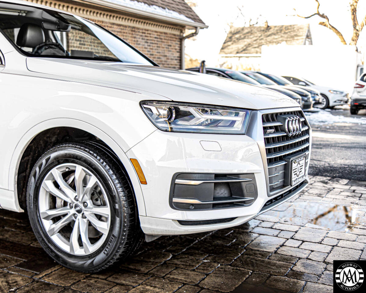 Used 2017 Audi Q7 3.0T Premium Plus image 4