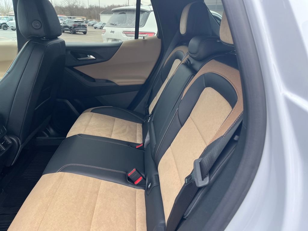 New 2026 Chevrolet Equinox ACTIV image 23