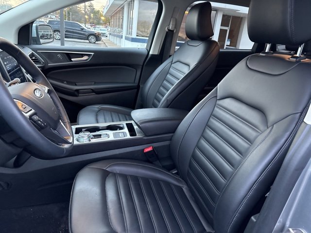 Used 2024 Ford Edge SEL w/ Convenience Package image 11