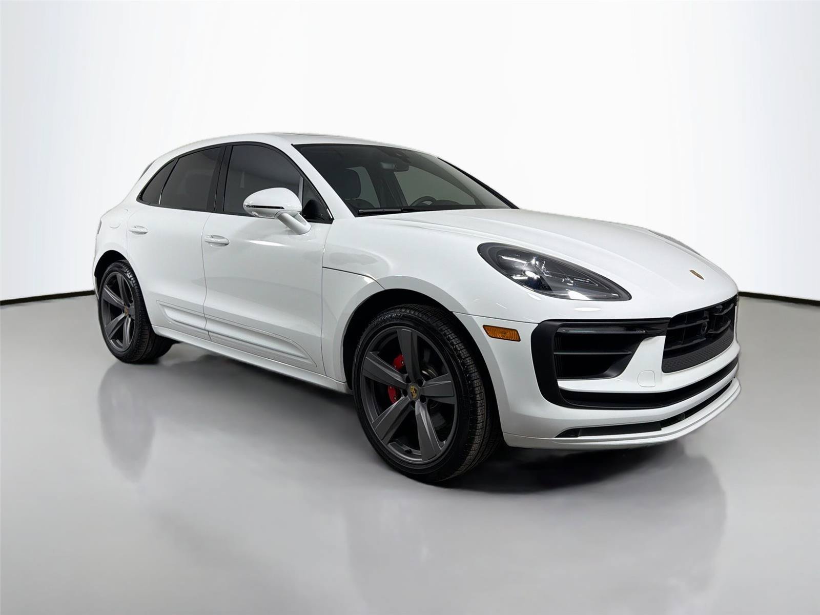 Certified 2025 Porsche Macan S AWD/4WD image 9