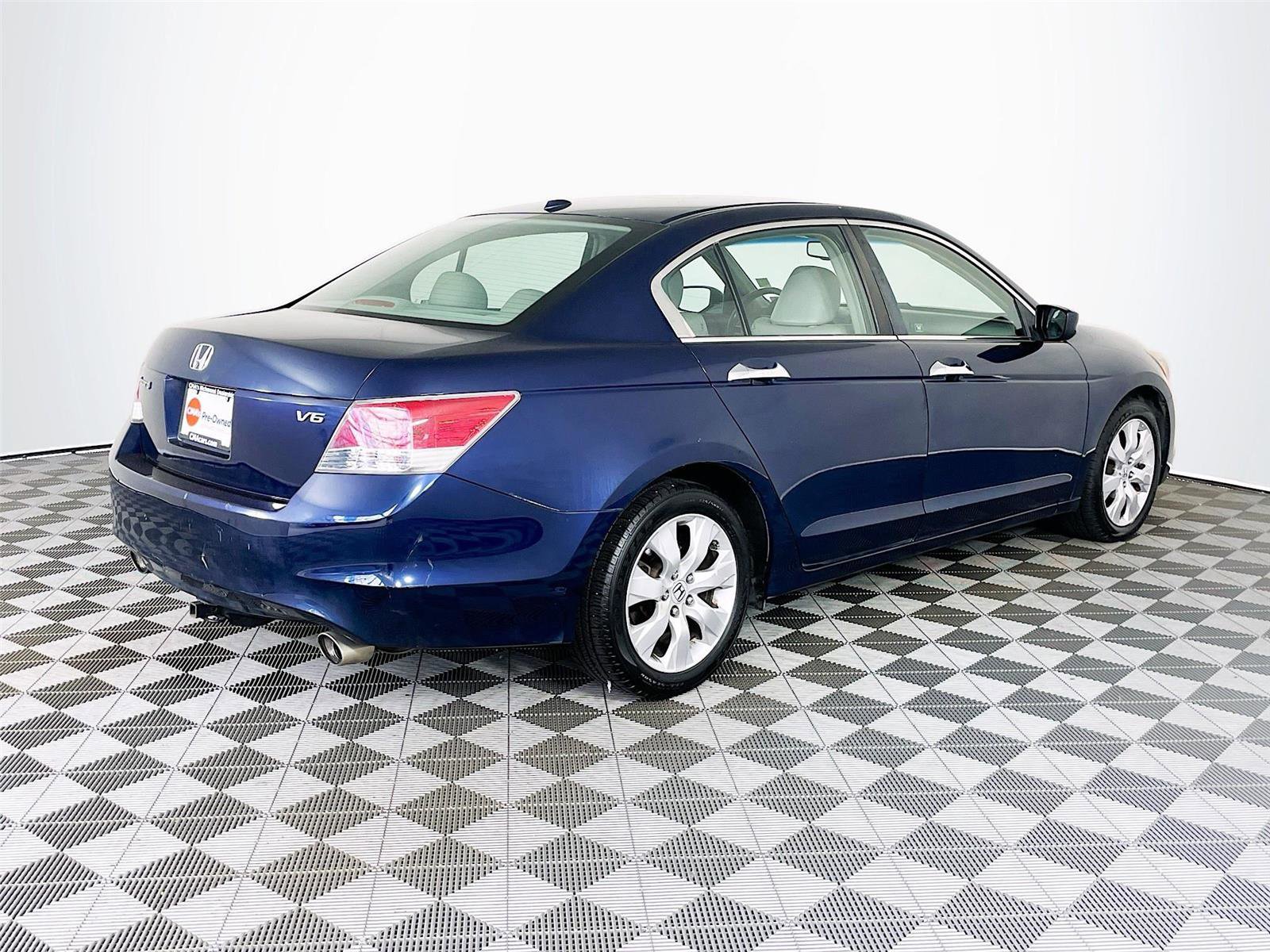 Used 2009 Honda Accord EX-L image 9