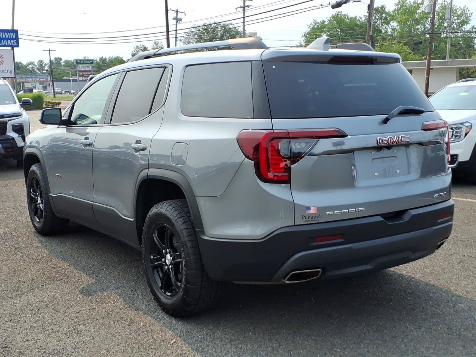 Certified 2023 GMC Acadia AT4 w/ Technology Package AWD/4WD image 6