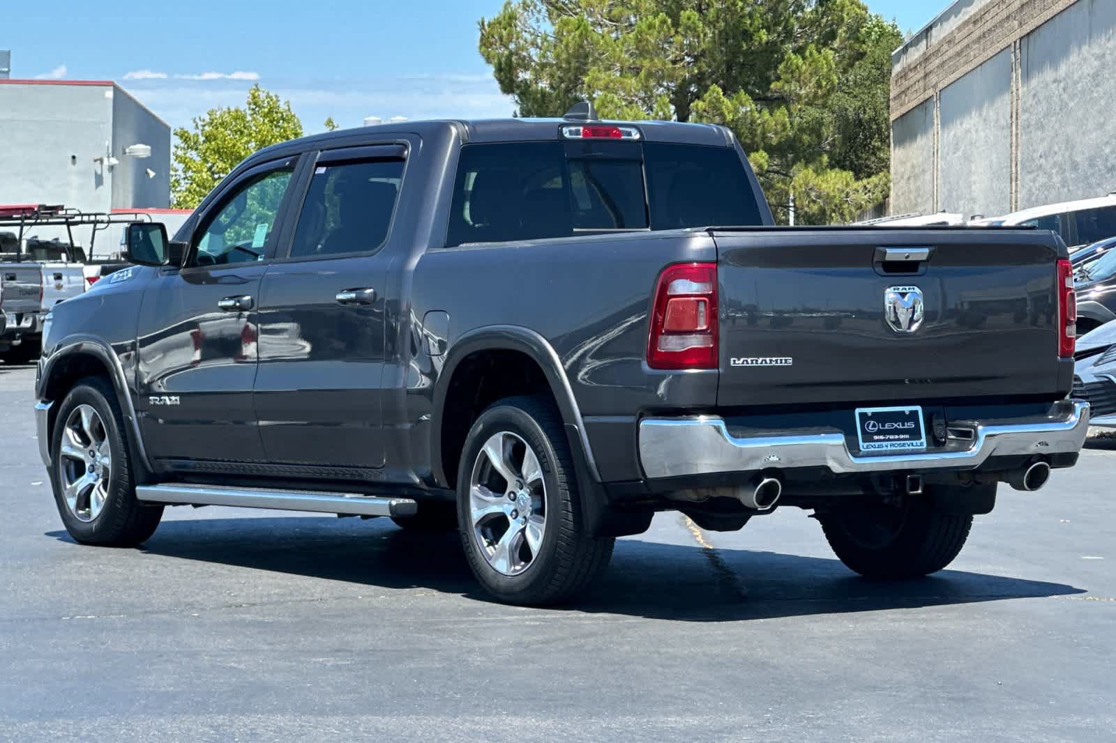 Used 2019 RAM 1500 Laramie RWD image 7