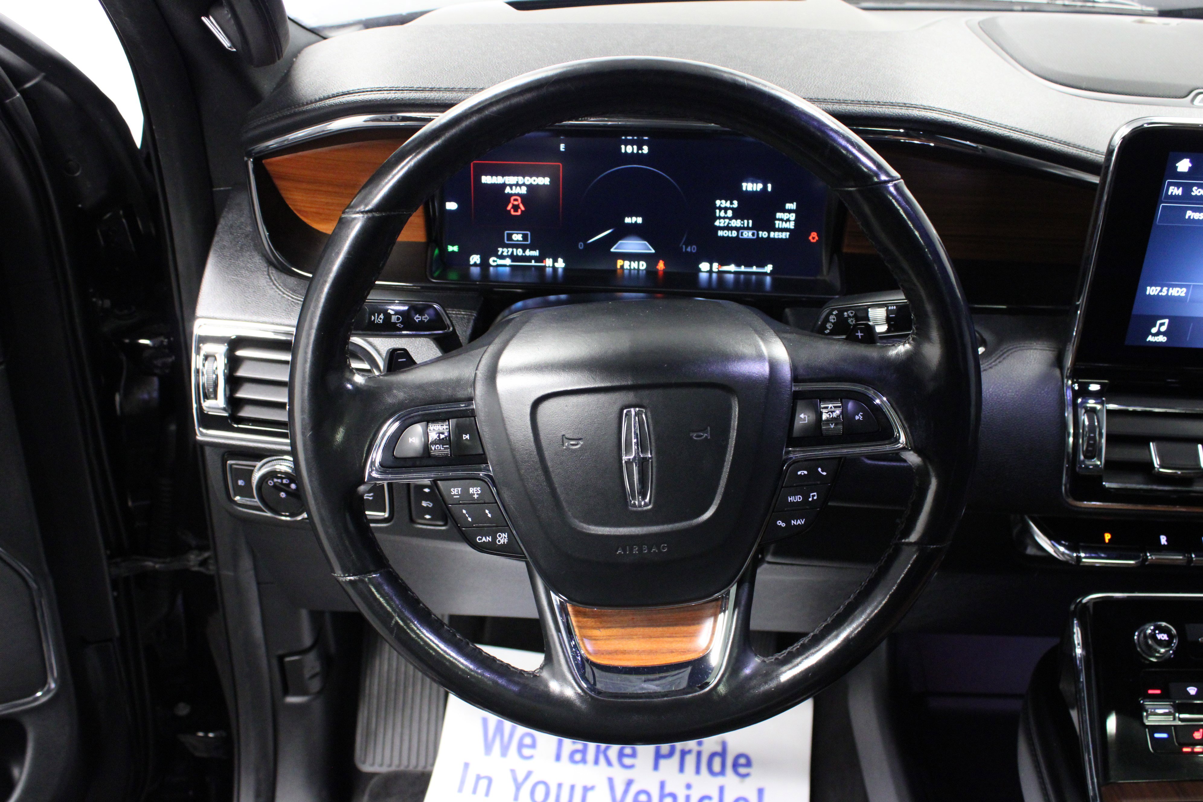 Used 2019 Lincoln Navigator L Select w/ Technology Package image 18