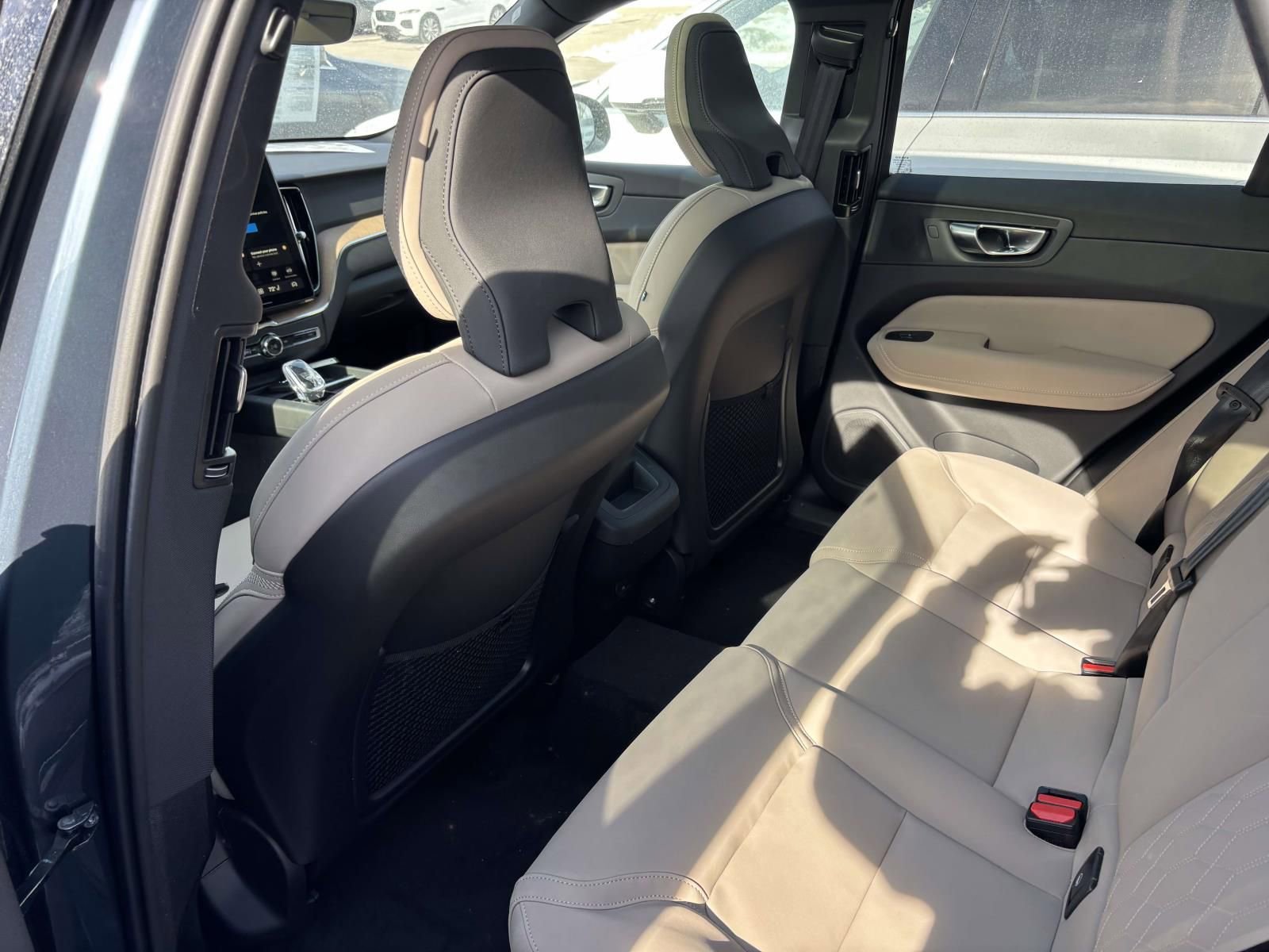 New 2026 Volvo XC60 B5 Plus w/ Protection Package Premier image 24