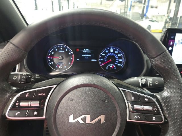 Used 2023 Kia Forte GT-Line w/ GT-Line Premium Package FWD image 17