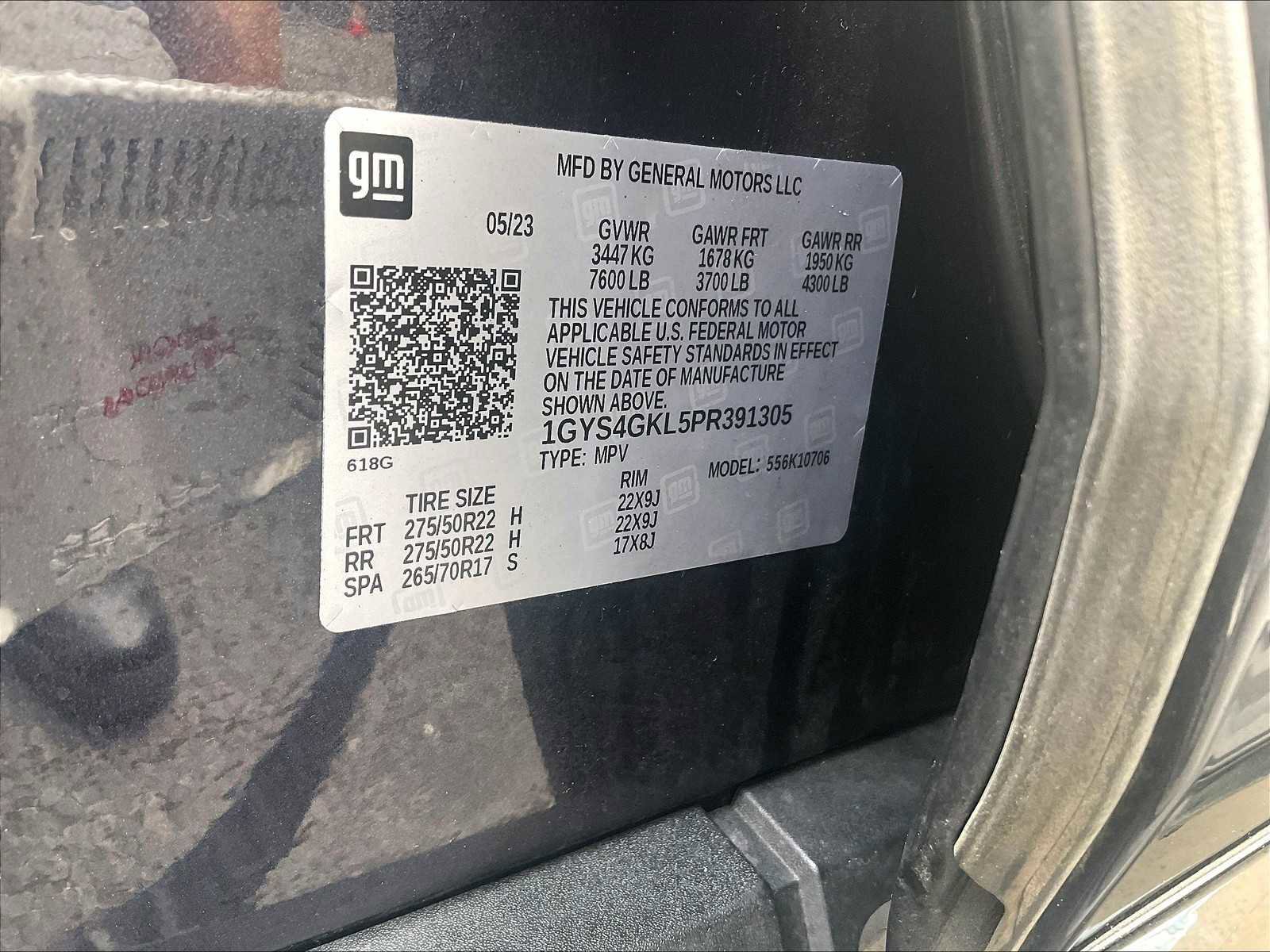 Used 2023 Cadillac Escalade Sport Platinum w/ LPO, ONYX Package image 37